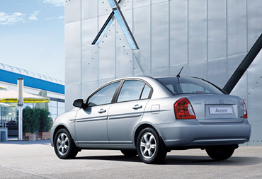 HYUNDAI Accent 1.4 AC CLICK TO ENLARGE