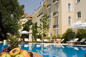 PENTELIKON  HOTELS IN  66, Diligianni Street, Kifissia