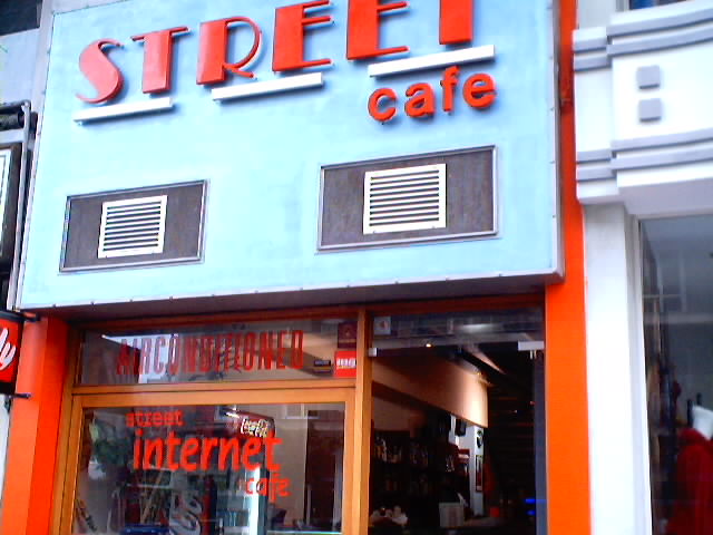STREET CAFE  INTERNET CAFE IN  PIRAEUS <br><li> 59, Iroon Polytechniou Str.